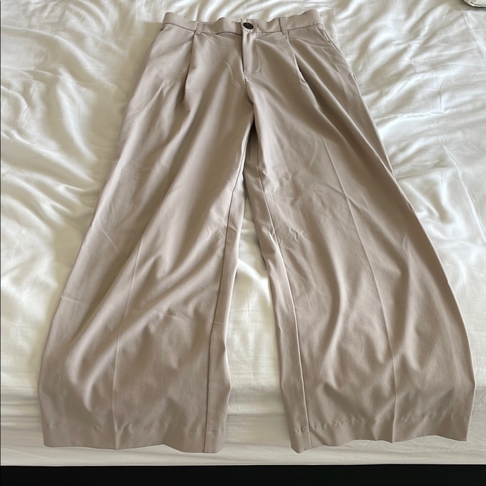 Zara Tan Wide-Leg Trousers with Relaxed Fit